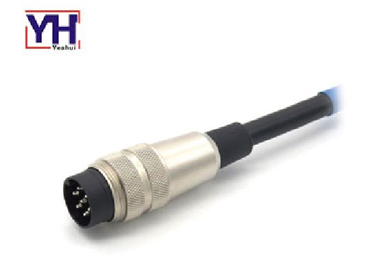 Montaje del cable de moldeo M16 conector circular impermeable macho de 7 pines