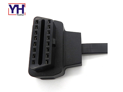 Conector hembra OBD2 de ángulo recto sobremoldeado con cable plano