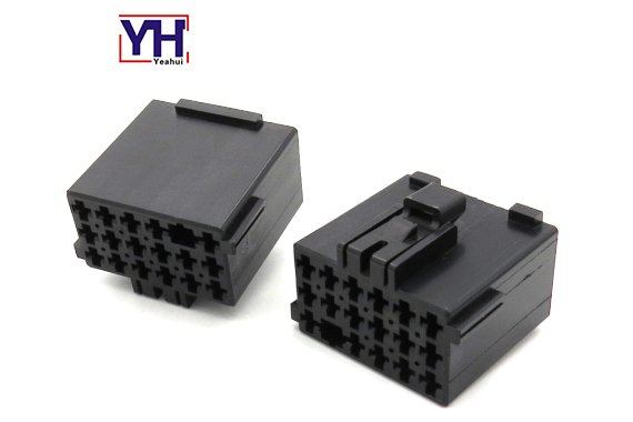 Automotive 18pin electrical female connector