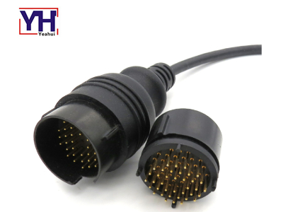 YH6013 IVECO 38P conector macho enchufe utilizado en lector de código de servicio pesado