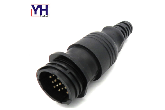 Overmolded CPC 16Pin male connector