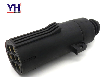 YH6101-1 Trailer Connector 7 Way 24V Plastic Plug BetweenTruck and Trailer