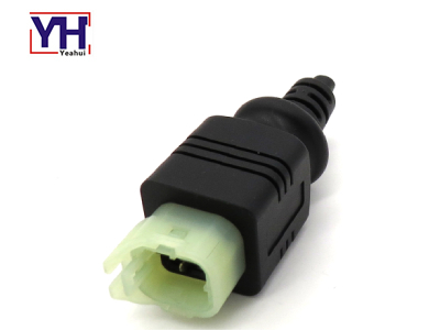 YHSUM6189-4171 4pin Male Terminals Marine Connector For Electronic Equipment