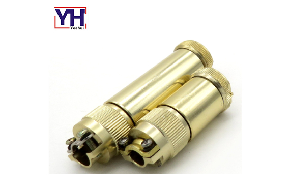 PY04-19 Male connector