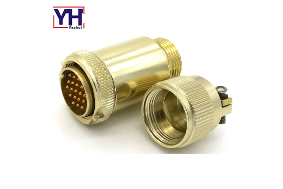 PY04-19 Male connector