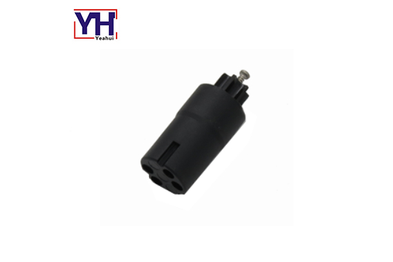 Automotive 4pin electrical socket
