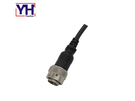 YHRT00128SN03 Serie 8 Pines macho Conector circular estándar 16AWG Metal Blindado Ideal