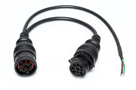 What is deutsch Y-splitter cable